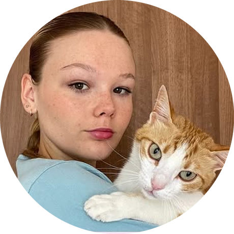 Gabrielle, student veterinary nurse and sitter